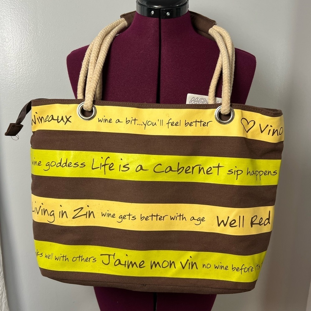 Diva Wine Tote Bag Purse.  New With Tag NWT.